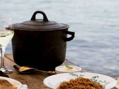 Arroz Caldero. Histoire, tradition et comment le préparer à la maison